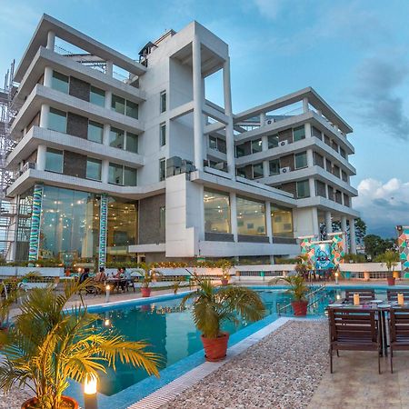 The Solitaire Dehradun Bagian luar foto